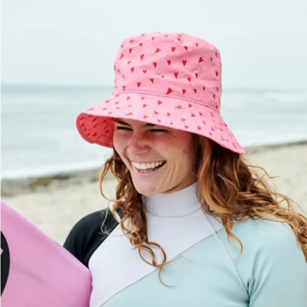Cynthia Rowley Sweetheart Embroidered Bucket Hat Pink Red Hearts